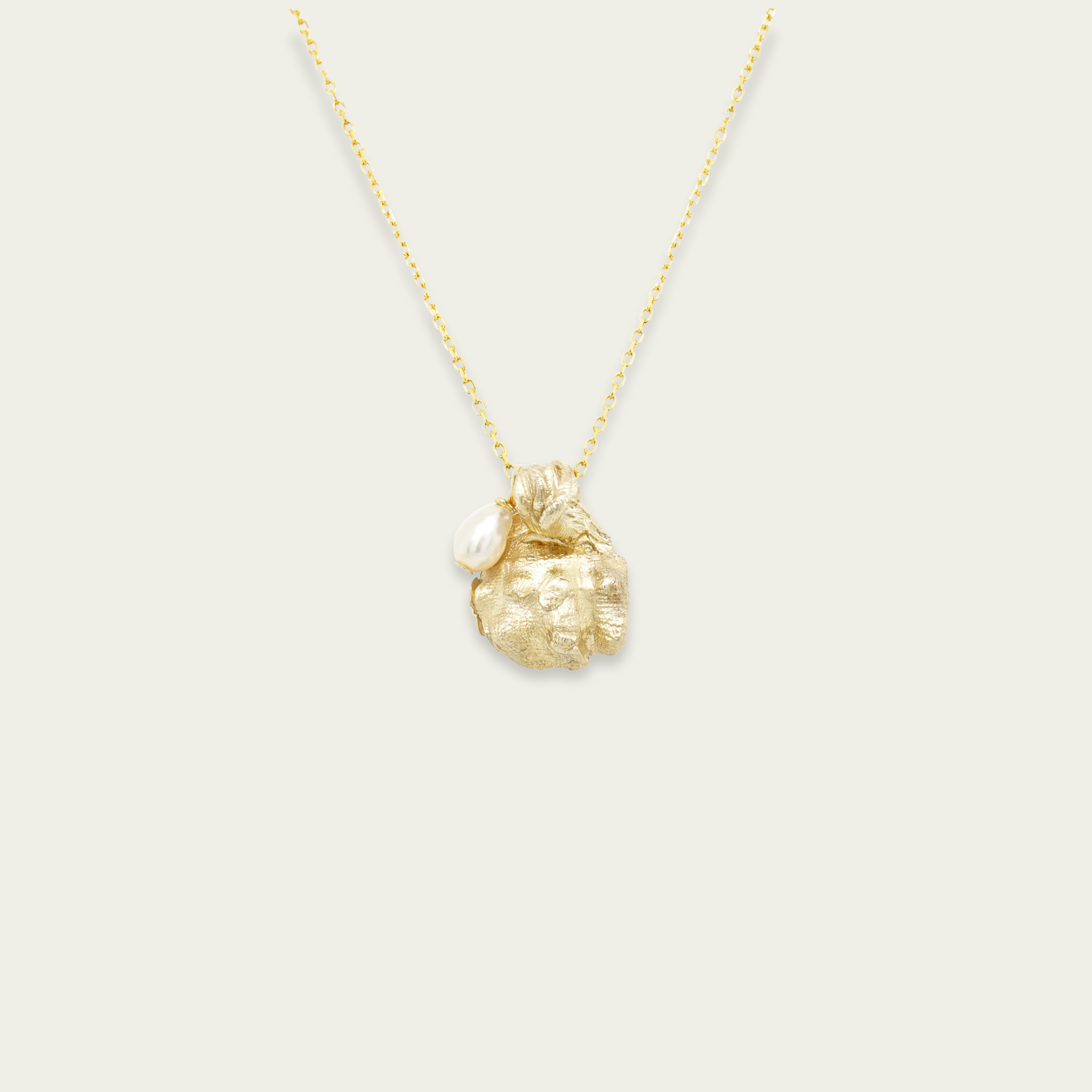 The Pearl Shell necklace