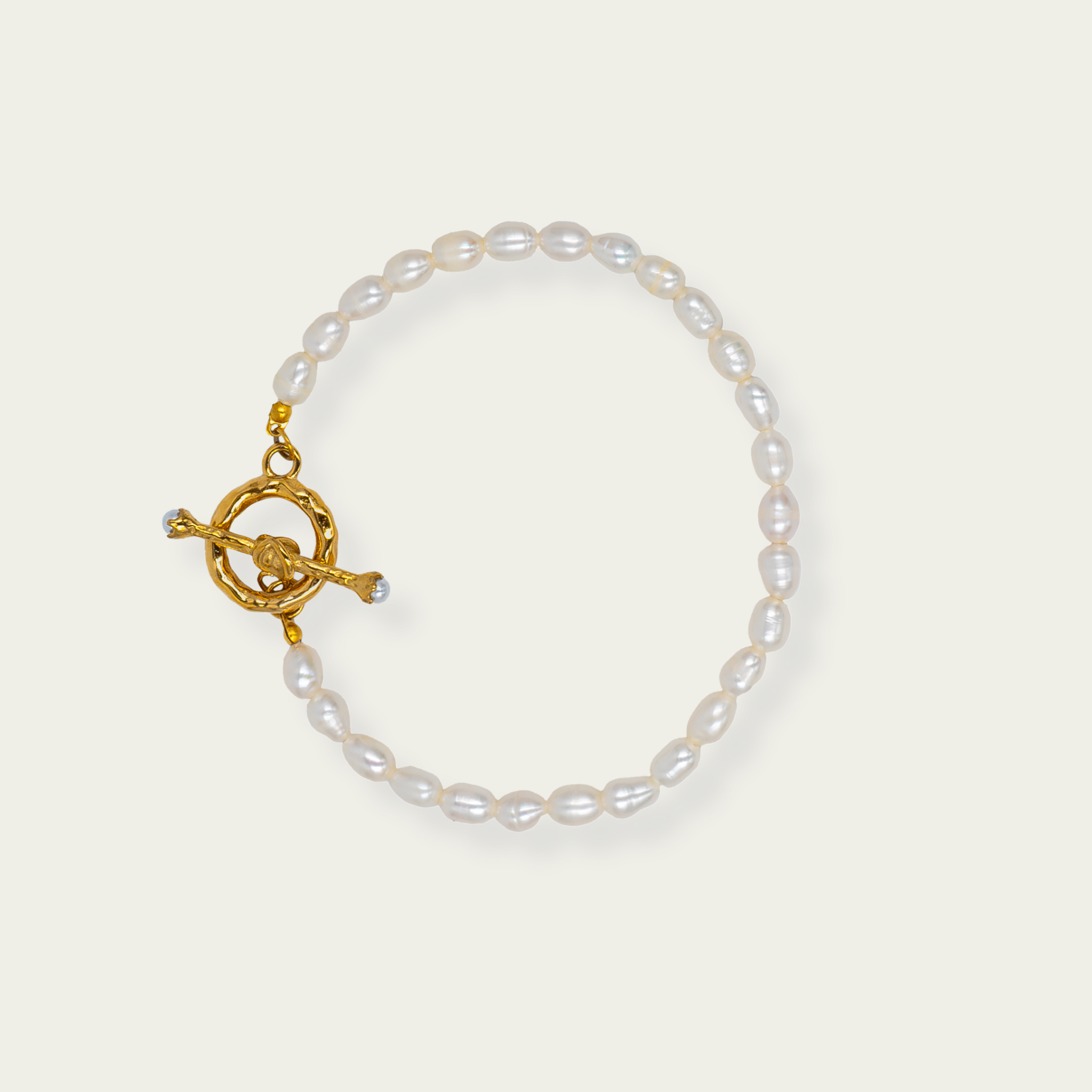 Minimal Pearl Bracelet