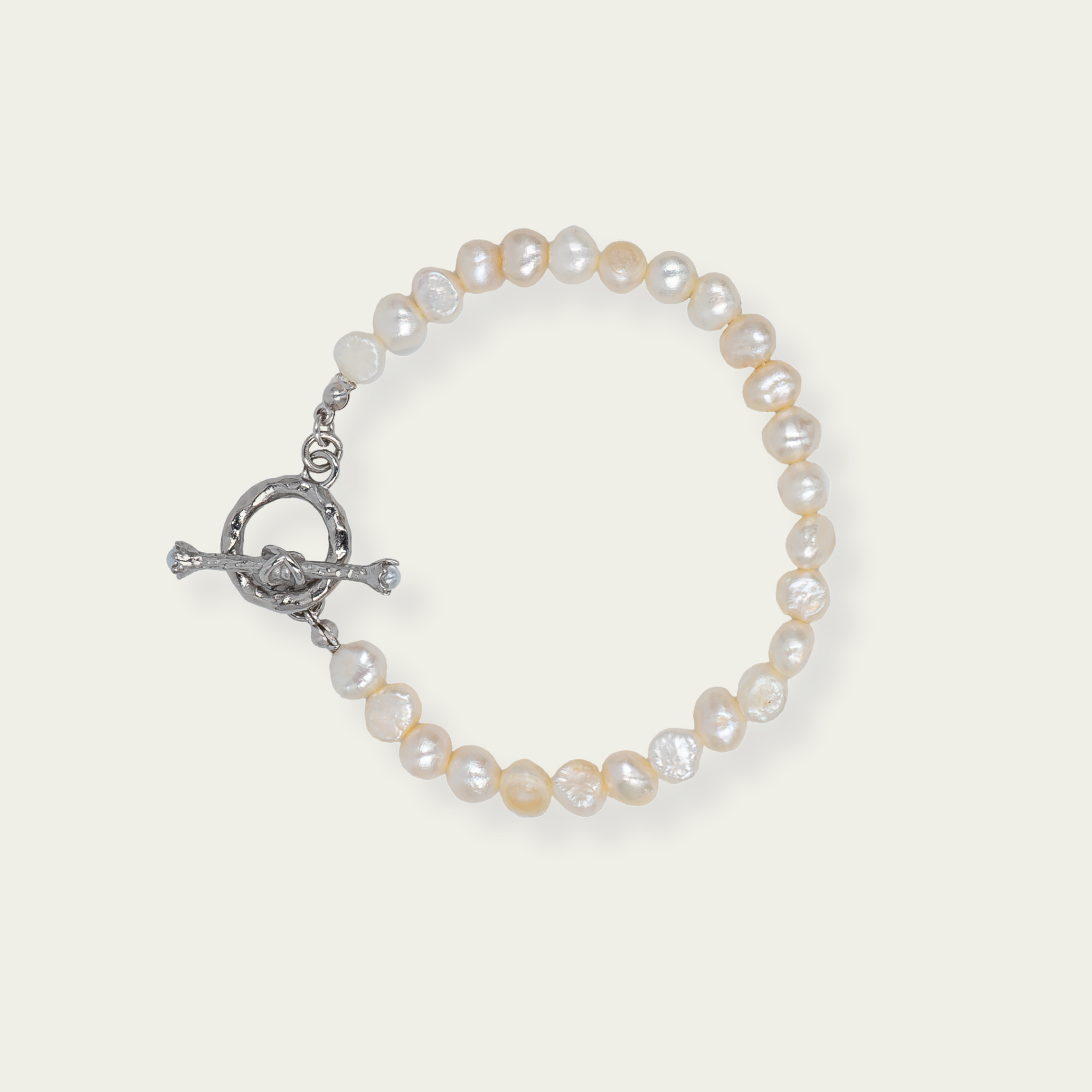 Minimal Pearl Bracelet