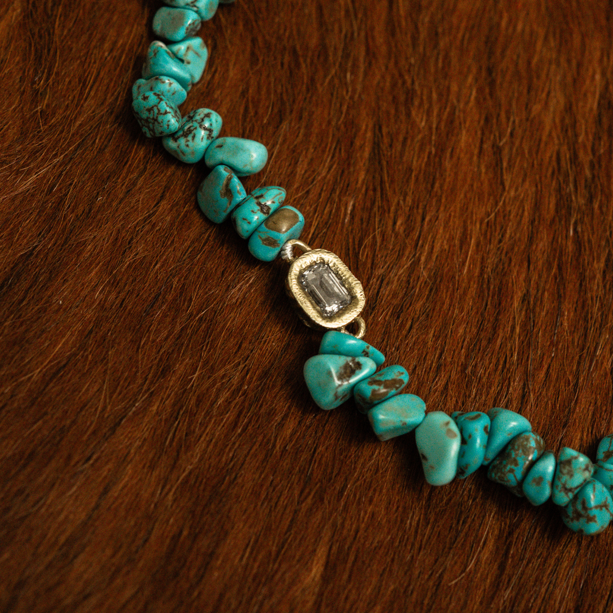 Gold Luz Necklace