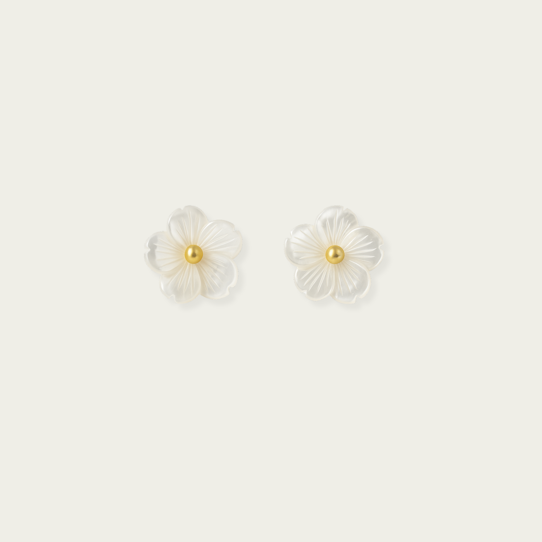 Tiny Flower Pearl Earrings