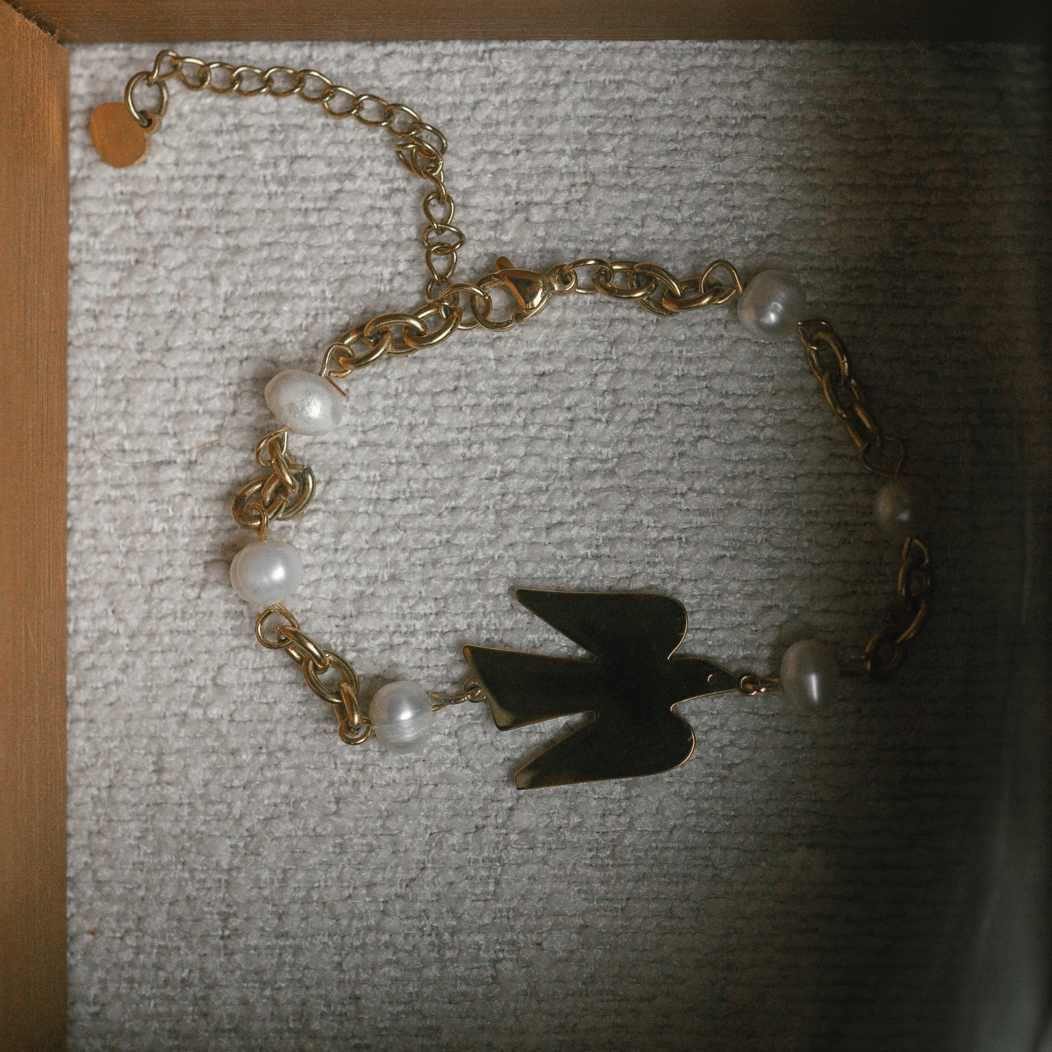Swallow Pearl bracelet