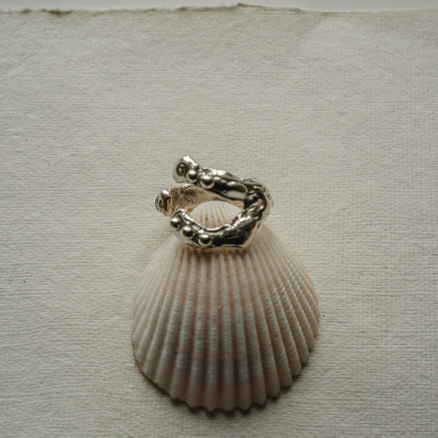 Raw Curve ring