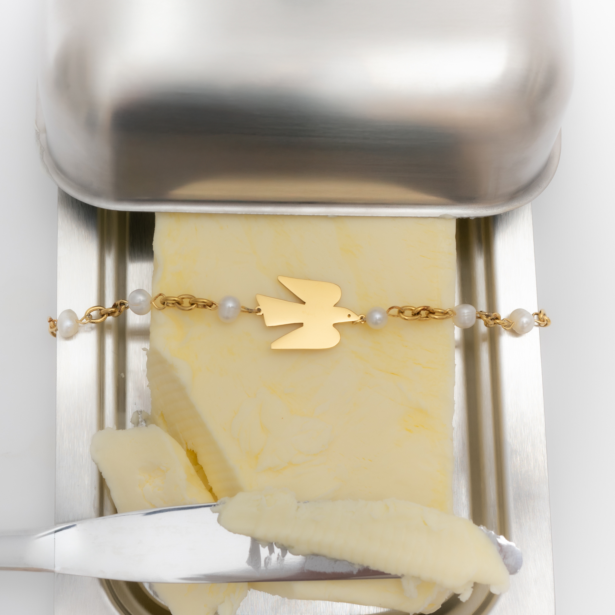 Swallow Pearl bracelet