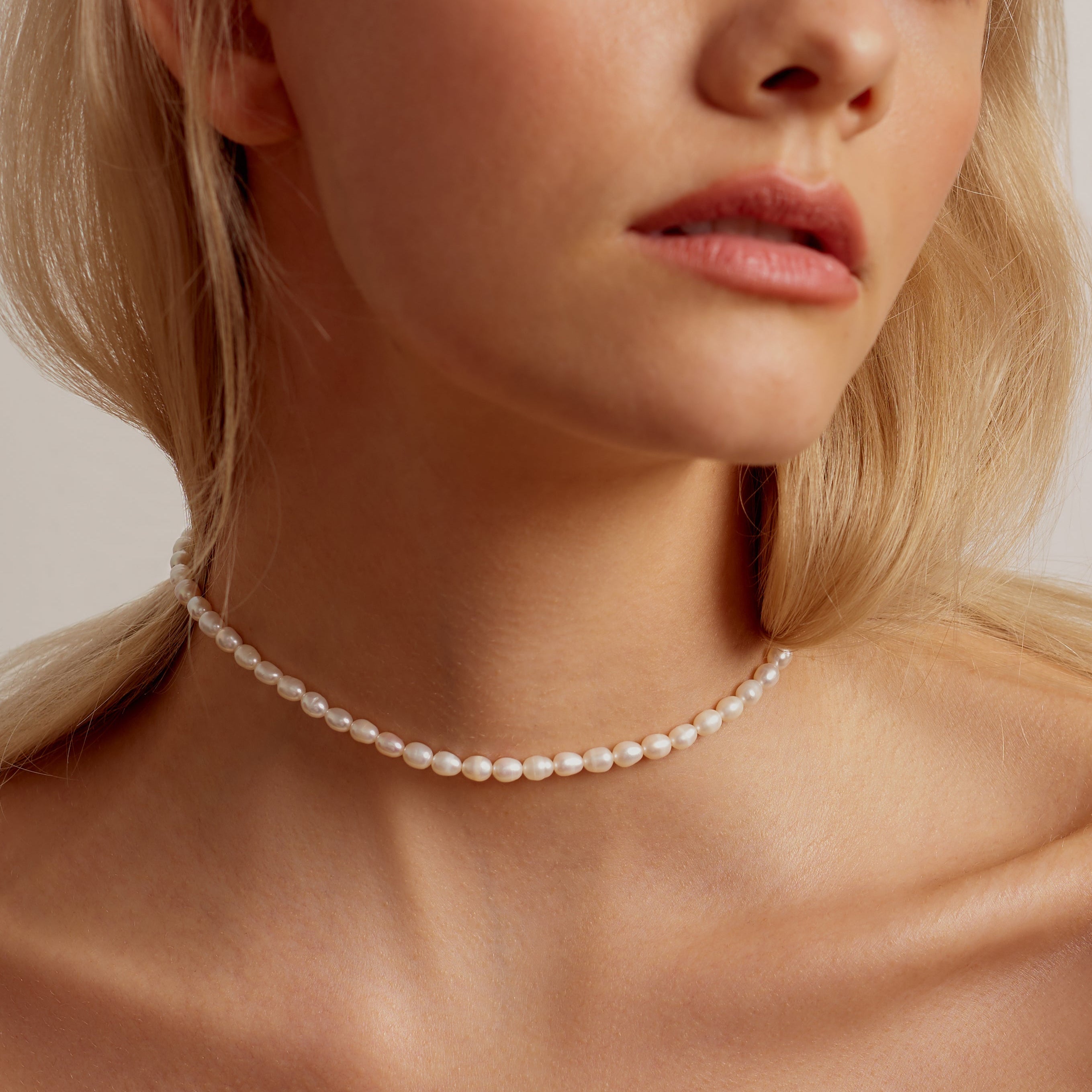 Classic Pearl necklace
