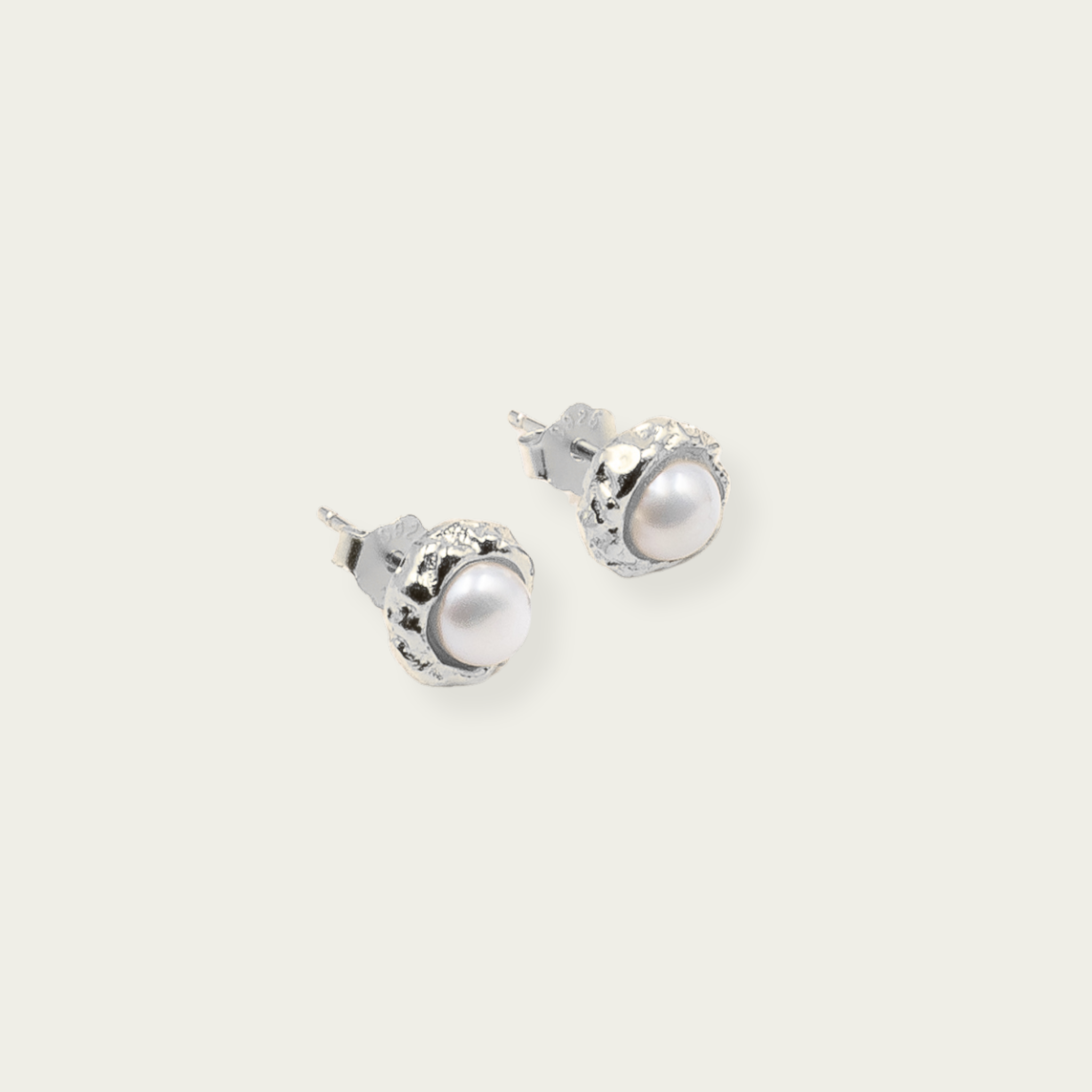 The Nebula Pearls earrings