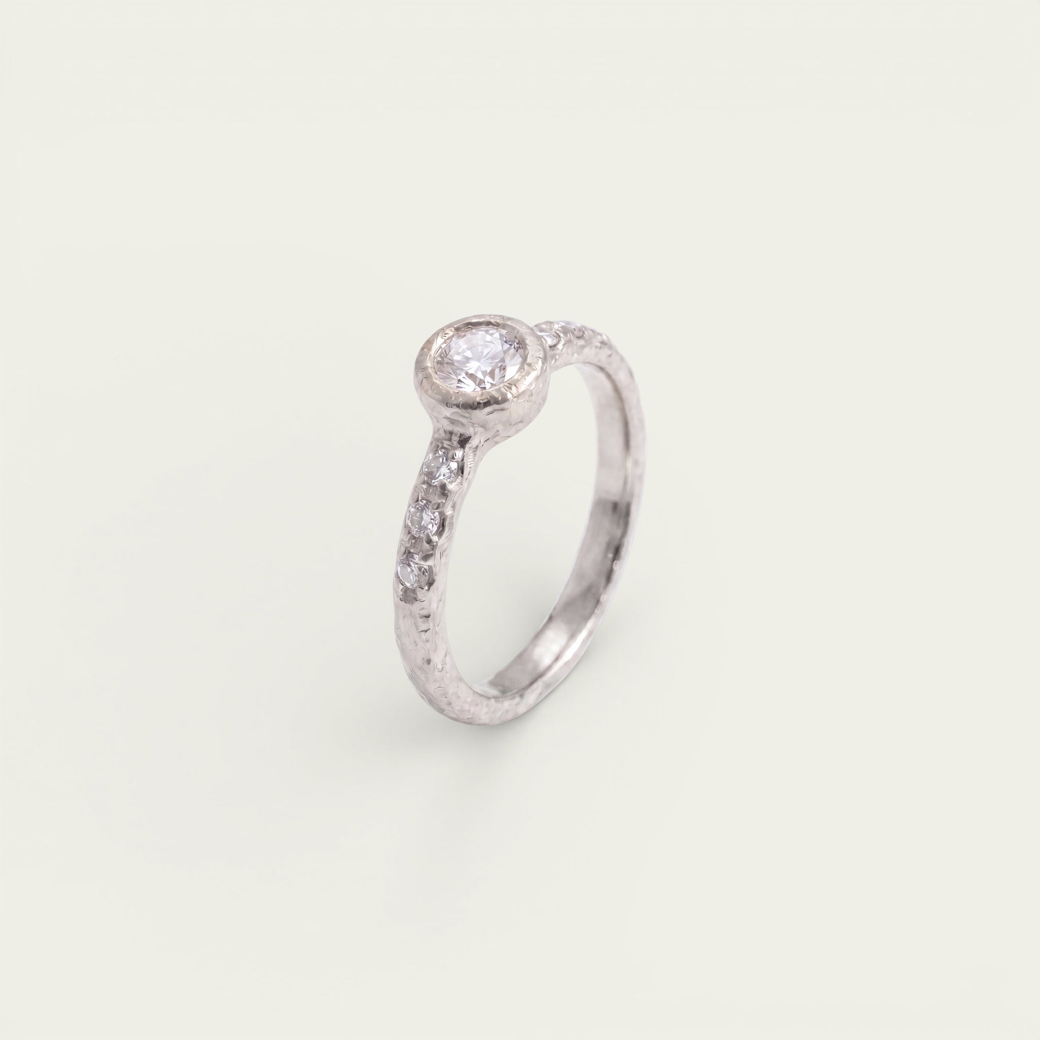 Iris Ring