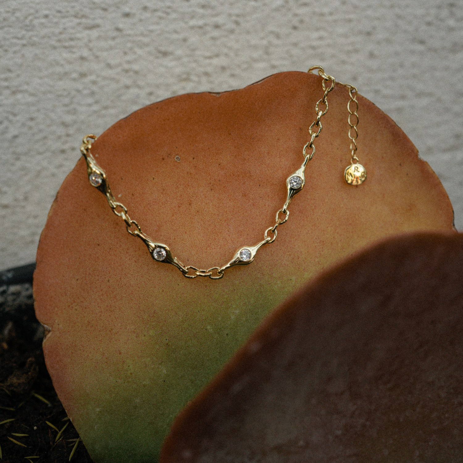 Pedra necklace