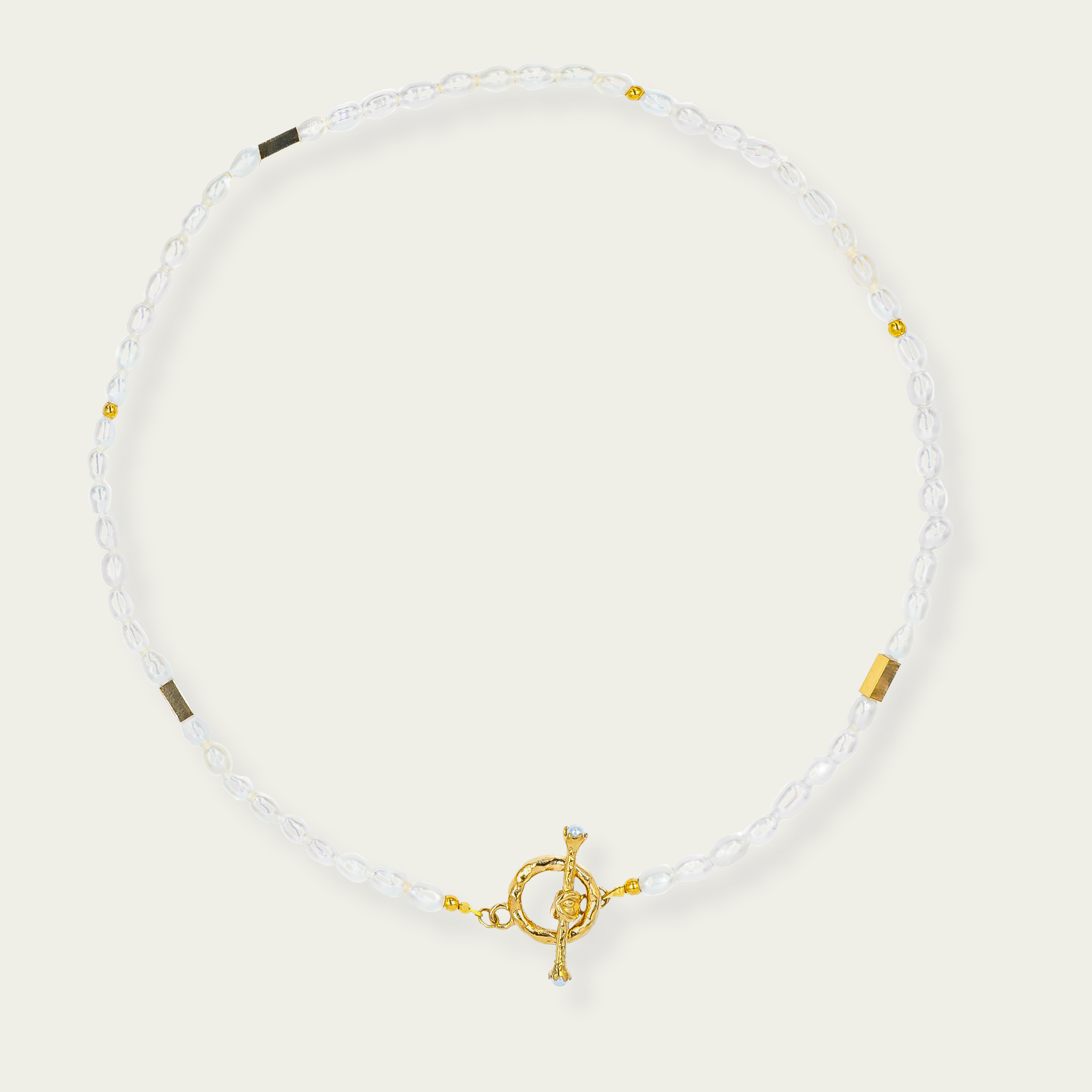Main Pearl necklace