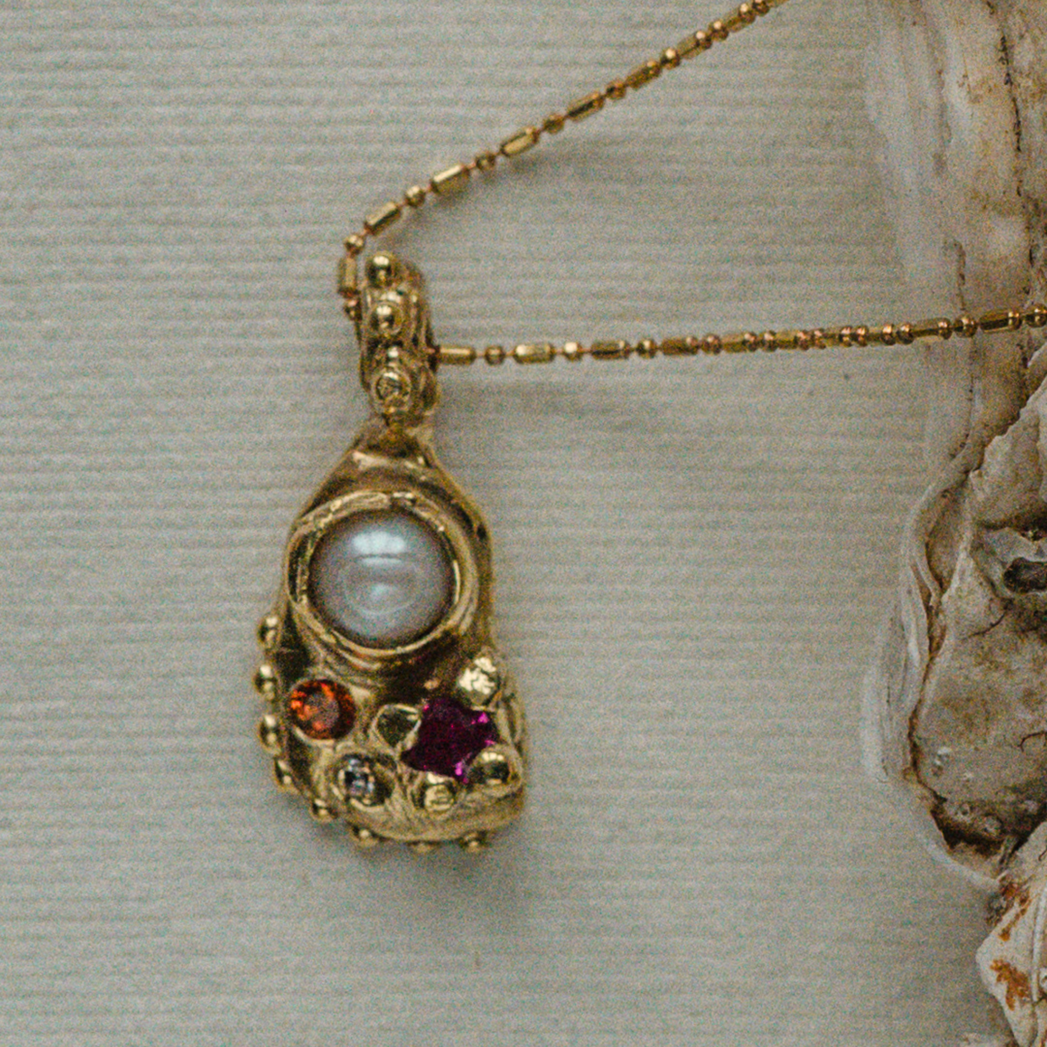 Shelllight necklace