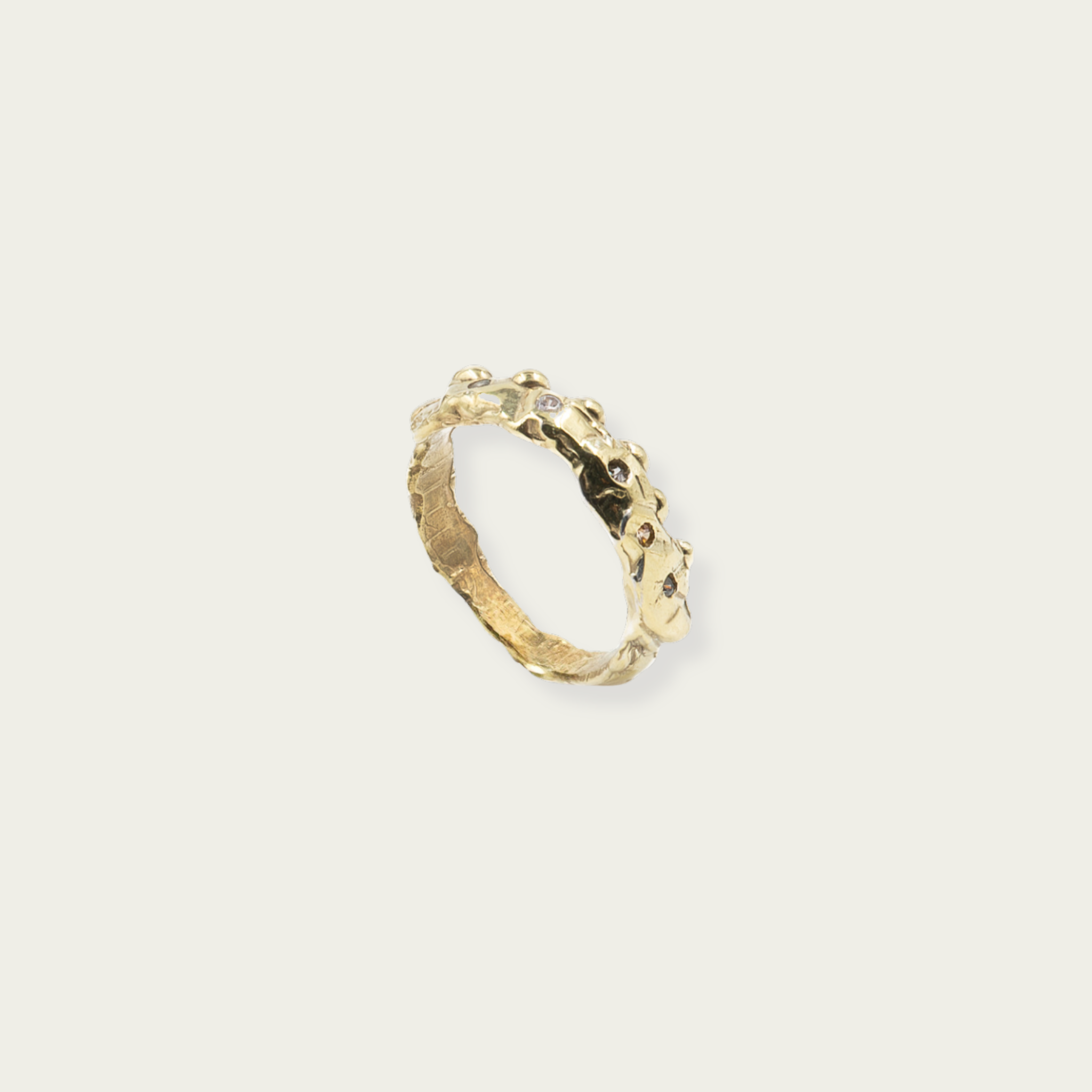 Waveband ring