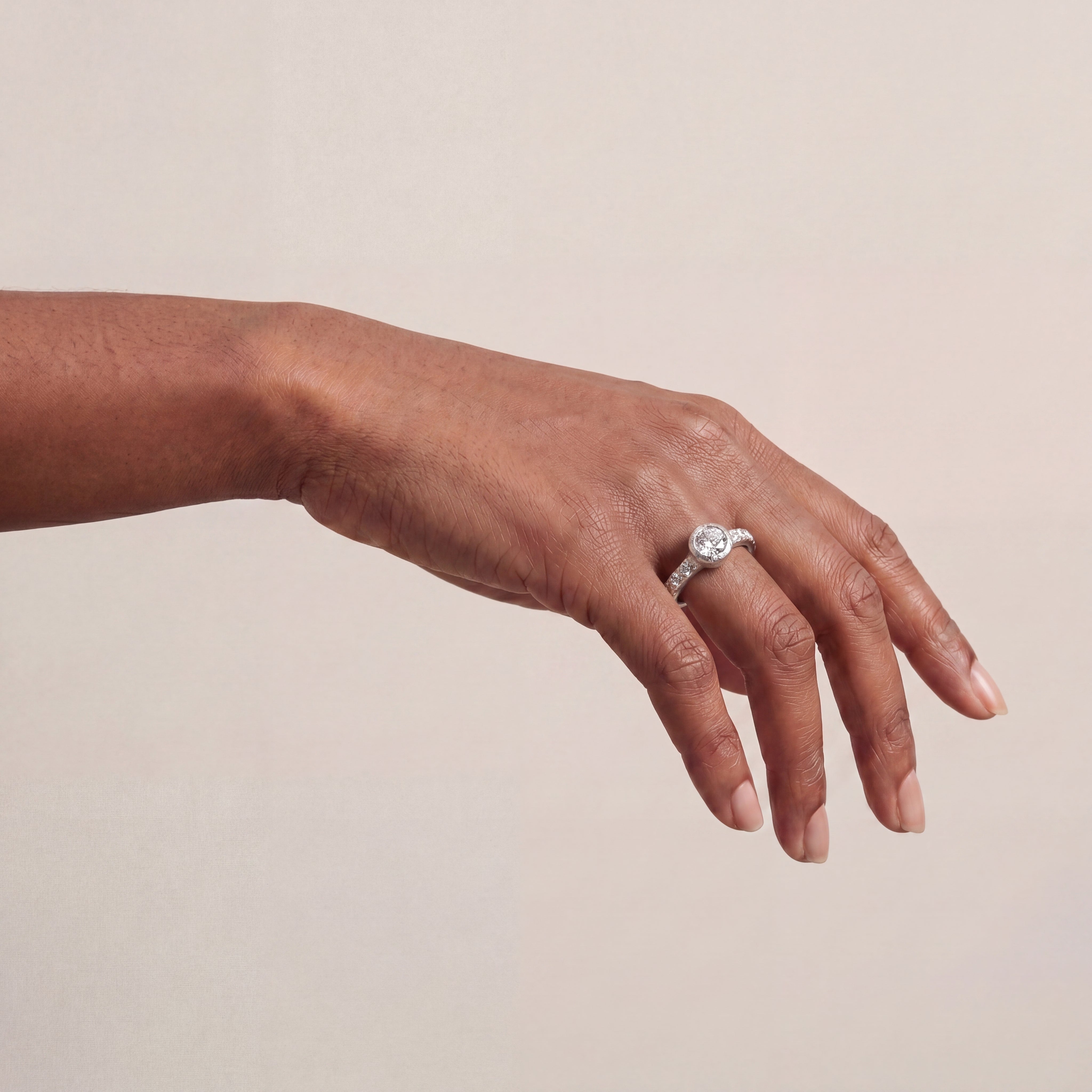 Iris Ring