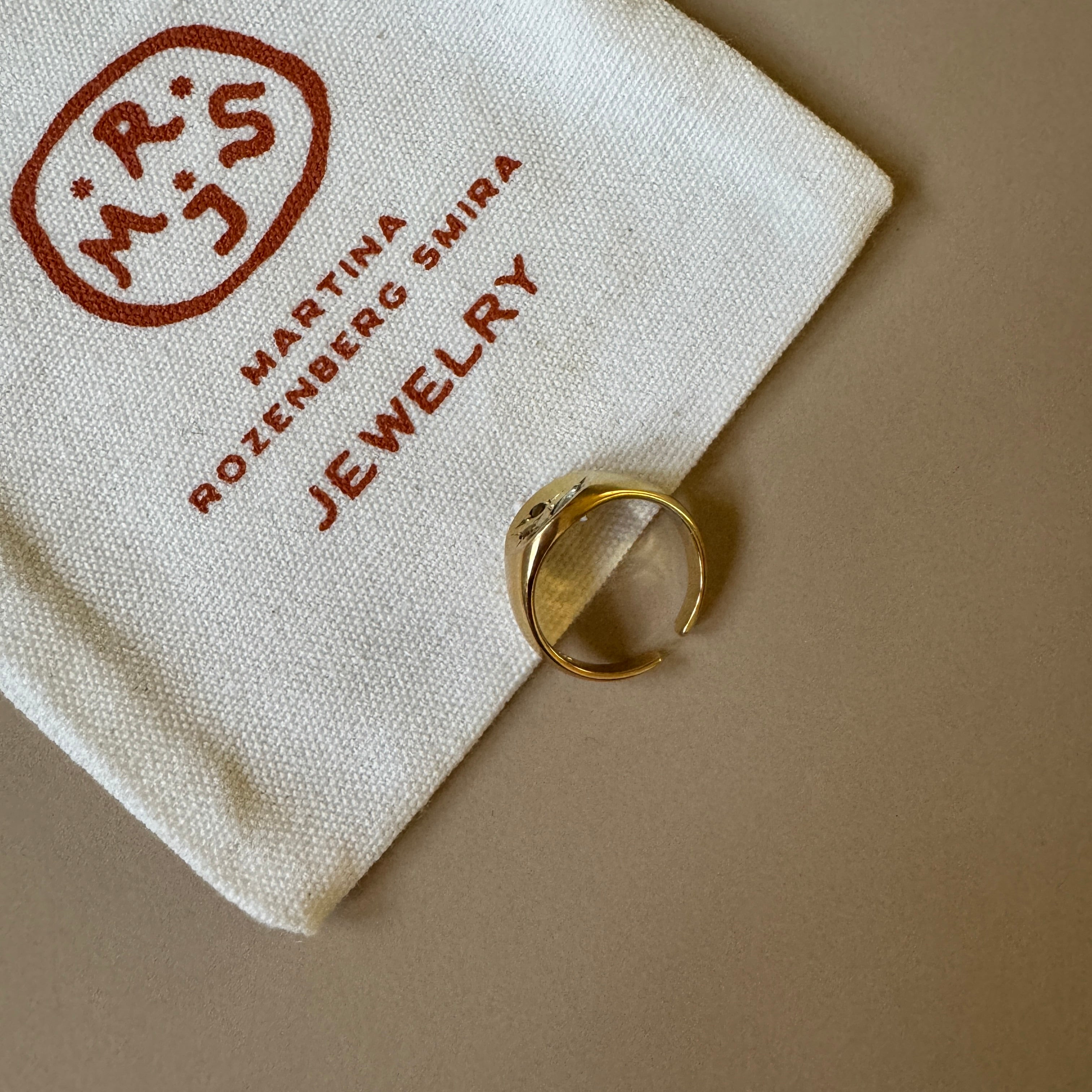 Royal Wisdom  Ring