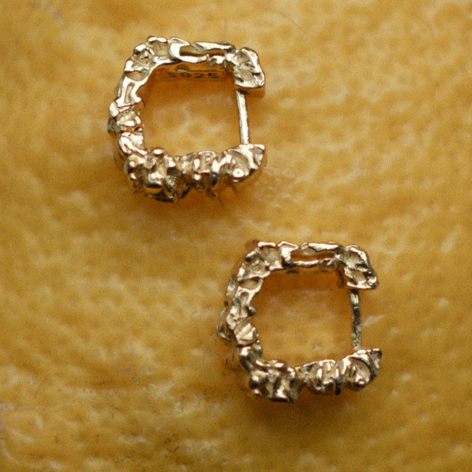 The Hug 925 earrings